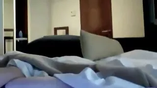 صوفیہ اپنی بیل سواری سے لطف اندوز ہو رہی ہے۔