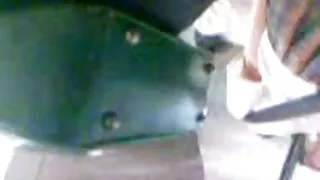 منحنی لسی فورڈ نے اس کا بولڈ گدا لنڈ سے بھرا ہوا ہے۔