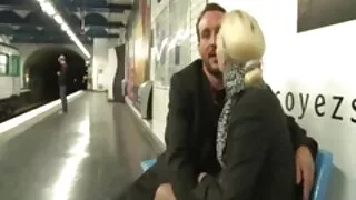 ان کے گدھے کا شکار کرنا