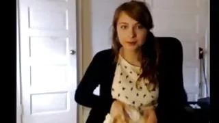Femme Falls For The Fawx